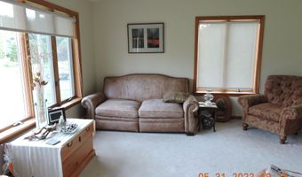 124 Lakefront Ln, Barton, VT 05822