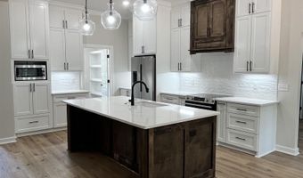 152 Leatherwood Cir, Batesville, AR 72501