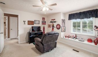 801 Whetstone Ct, Bellefontaine, OH 43311