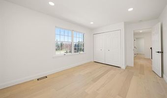3592 GREAT FALLS Cir, Ann Arbor, MI 48108