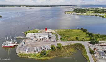 540 Bayview Ave, Biloxi, MS 39530