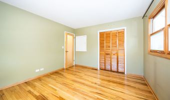 106 W Cedar St, Arlington Heights, IL 60005