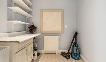 1026 Essex St, Bangor, ME 04401