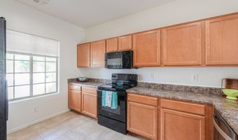 1581 E DESERT BREEZE Dr, Casa Grande, AZ 85122