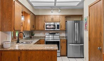 8315 141st St W, Apple Valley, MN 55124