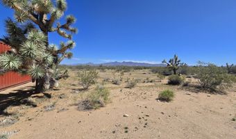 5558 E Red Barrel Rd, Yucca, AZ 86438