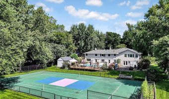 706 Benton St, Anoka, MN 55303