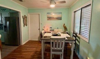 1638 W Palm Dr, Aransas Pass, TX 78336