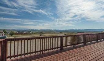 25 NEOSHA Trl, Boulder, WY 82923