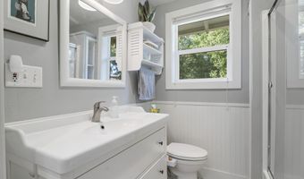 440 NW Riverfront St, Bend, OR 97703