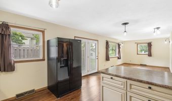 300 S High Ave, Ash Grove, MO 65604