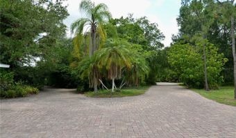 18220 ELMWOOD Dr, Alva, FL 33920