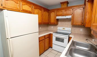 619 W Oak St, Alton, TX 78573