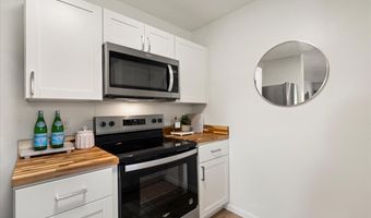 74 Kunihi Ln 436, Kahului, HI 96732