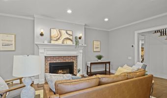 714 Oneida Pl, Madison, WI 53711