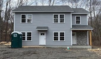 72 Wilbur Rd, Lincoln, RI 02865