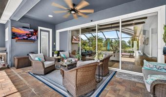 6104 SHADOWLAKE Dr, Apollo Beach, FL 33572