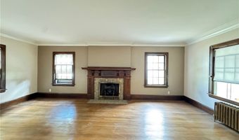 32 Elmdale Ave, Akron, OH 44313