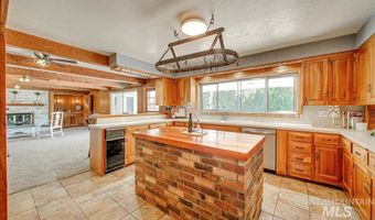 2013 S 10th Ave, Caldwell, ID 83605
