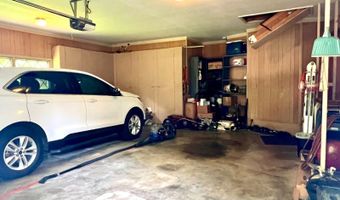 1203 Oak Ave, Aurora, MO 65605