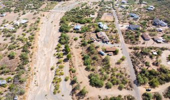 32455 S LISA Dr, Black Canyon City, AZ 85324