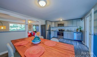 22 Mulberry Street Unit 17 And 19 17 And 19, Asheville, NC 28804