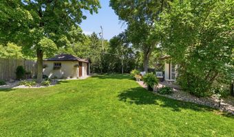1115 Douglas St, Alexandria, MN 56308