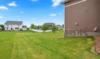 15365 Eagle Creek Way, Apple Valley, MN 55124
