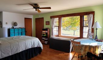 163 N Washington St, Alderson, WV 24910