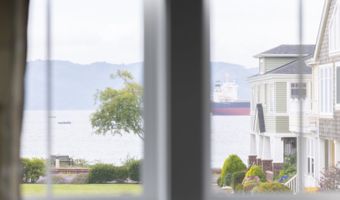 2880 LOG BRONC Way, Astoria, OR 97103