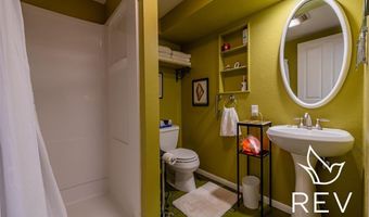 89 W Rocky Rd, Cody, WY 82414