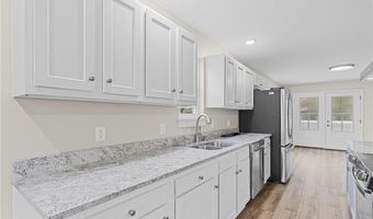 161 S Fifth St, Austin, IN 47102