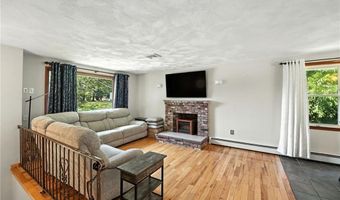9 Heritage Cir, Johnston, RI 02919