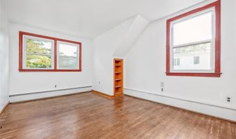 63 I U Willets Rd, Albertson, NY 11507
