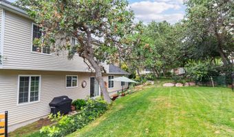 557 S MOSS HILL Dr, Bountiful, UT 84010
