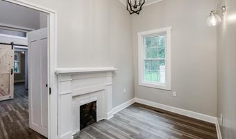 100 Church St, Abbeville, SC 29620