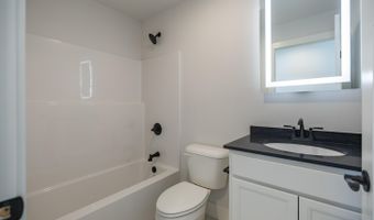 17 Streamside Dr, Auburn, ME 04210