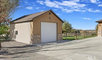 4477 Silver Lakes Ct, Buhl, ID 83316