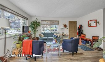 682 Chestnut St, Ashland, OR 97520