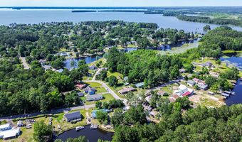 513 Pauline Dr, Bonneau, SC 29431
