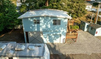 97799 Hanscam Ln, Brookings, OR 97415