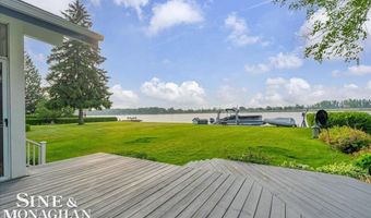 421 Edgewater, Algonac, MI 48001