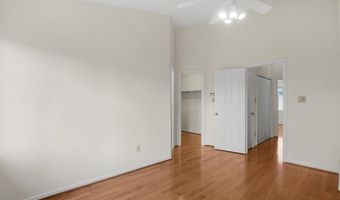 1975 N ADAMS St, Arlington, VA 22201