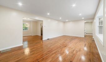 6 El Toro Dr, Bristol, CT 06010