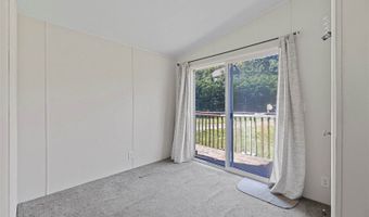 5824 Haddon Ln, Anacortes, WA 98221