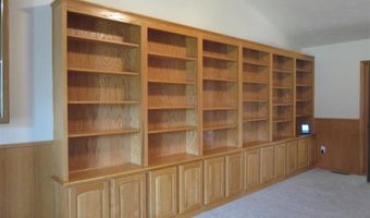 100 McCullough Dr, Cody, WY 82414