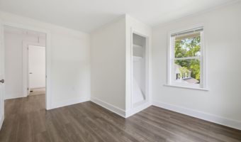 53 Prospect St, Bloomfield, CT 06002