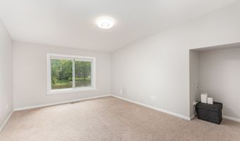 1237 Fox River Dr, Algonquin, IL 60102