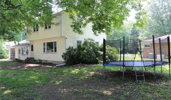 2842 Fairview Dr, Ashtabula, OH 44004