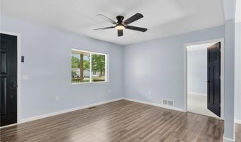 1215 Kenwood Dr, Austin, IN 47102